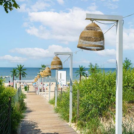מידזיזדרויה Your Holidays Waves Widok Na Fale Baltyku D756 מראה חיצוני תמונה